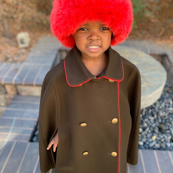 Adult Brown Cape with Red strip finish - Picture 4 of 4